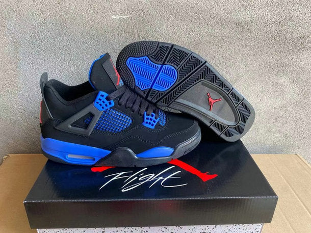 Premièrement : Les baskets Air Jordan 4 Femme se distinguent par leur design iconique et leur capacité à allier style et fonctionnalité.