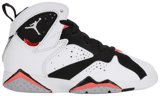 Premièrement, les baskets Air Jordan 7 Femme se distinguent par leur design iconique et leur confort exceptionnel.