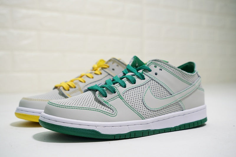 les baskets Nike SB Dunk femme Low sont un témoignage de l'engagement de Nike à combiner style et innovation.