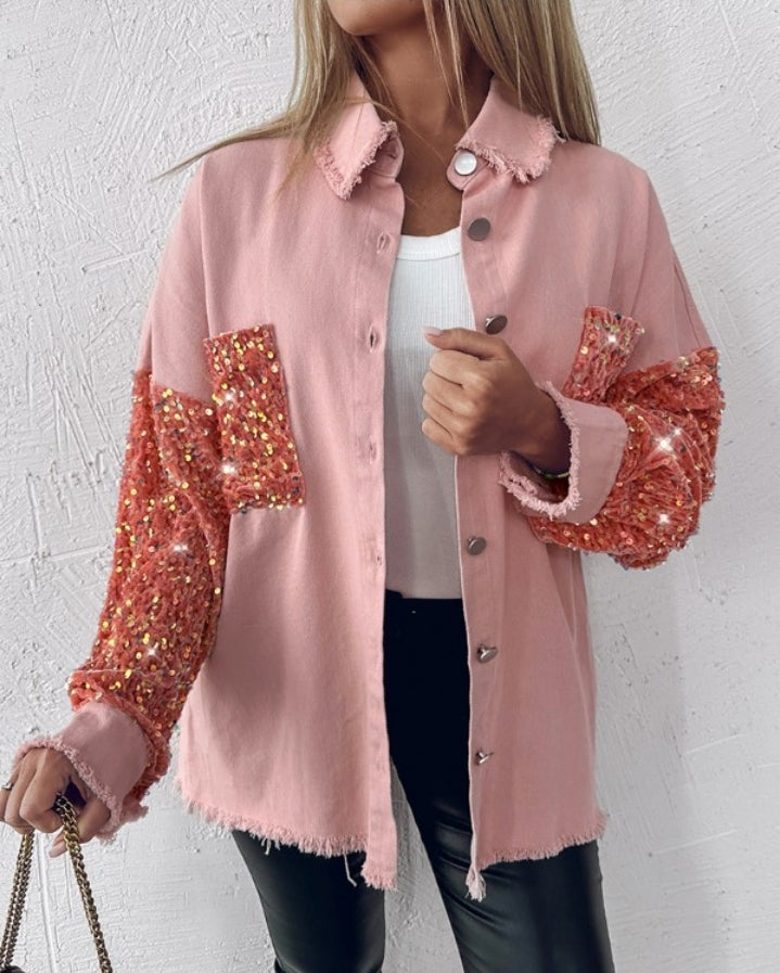 Premièrement : Apportez une touche d’éclat à votre look avec cette Veste décontractée à paillettes et patchwork à manches longues avec bouton sur le devant et ourlet brut femme 