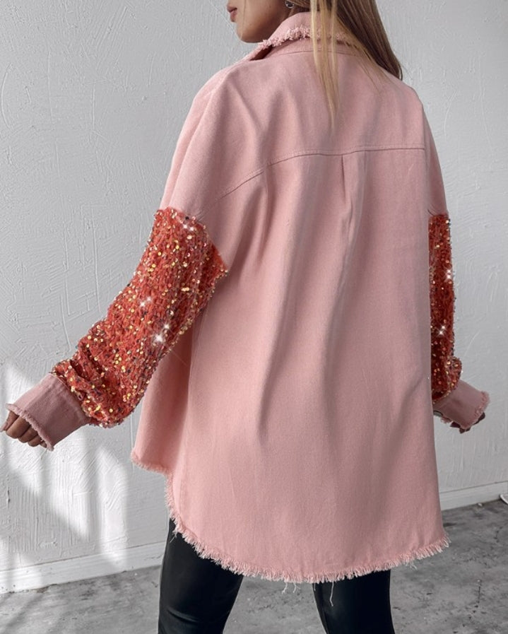 Premièrement : Apportez une touche d’éclat à votre look avec cette Veste décontractée à paillettes et patchwork à manches longues avec bouton sur le devant et ourlet brut femme 