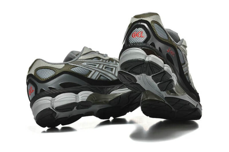 Premièrement :Les baskets Asics  offrent une combinaison parfaite de style et de performance. Leur design élégant et leurs technologies de pointe les rendent idéales pour les coureurs et les amateurs de mode.