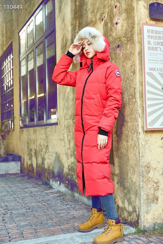 Résultat de l'évolution emblématique de la marque Canada G00se Femme, la Doudoune Canada G00se Femme est un témoignage de l'engagement de Canada G00se à combiner style,