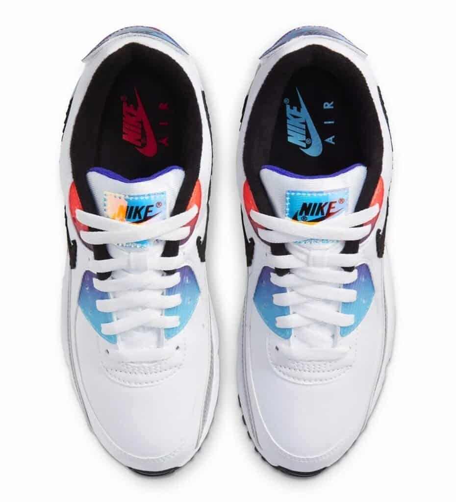 Les baskets Nike Air Max 90 Futura sont des pièces maîtresses de la mode.