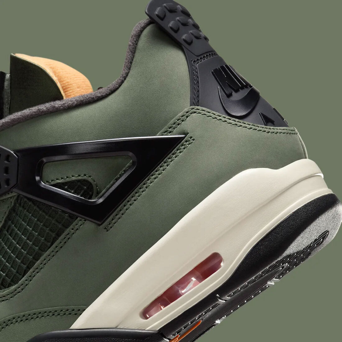 Baskets Air Jordan 4 Femme vert