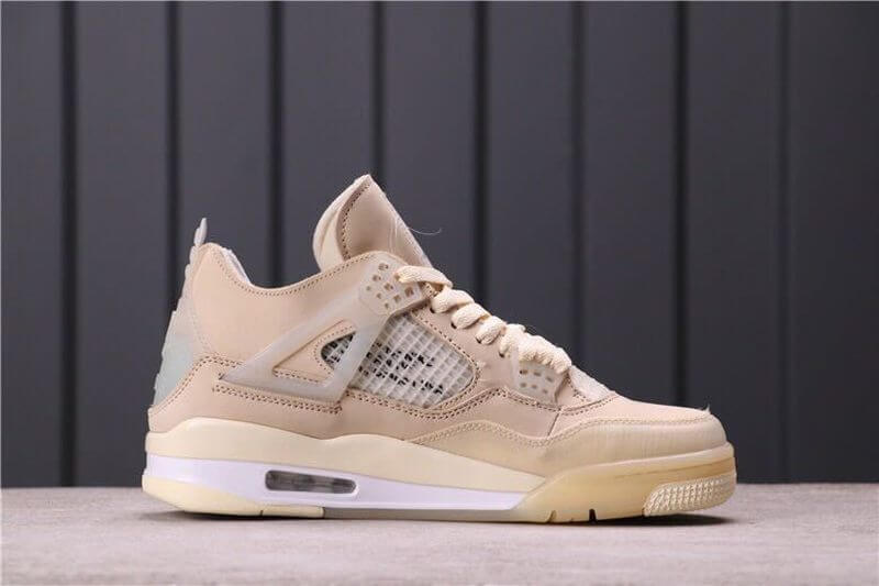 Premièrement : Les baskets Air Jordan 4 Femme se distinguent par leur design iconique et leur capacité à allier style et fonctionnalité.