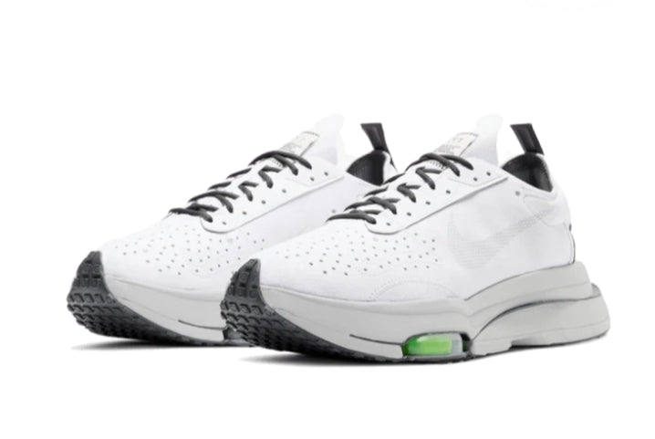 Les baskets Nike Air Zoom Femme se démarquent par leur design sportif et moderne, conçu pour maximiser les performances exceptionnelles 