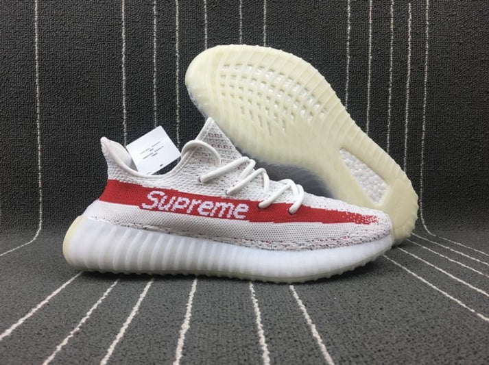 Les  Adidas Yeezy 350 Boost V2 Mono Mist Femme ,  entre Adidas et Kanye West, sont emblématiques pour leur design innovant et leur confort inégalé.