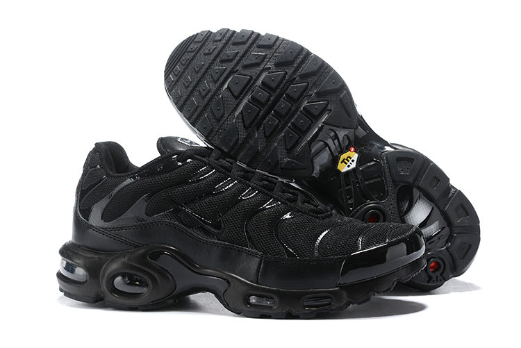 les baskets Nike TN Air Max Plus sont un témoignage de l'engagement de Nike à combiner style et innovation.