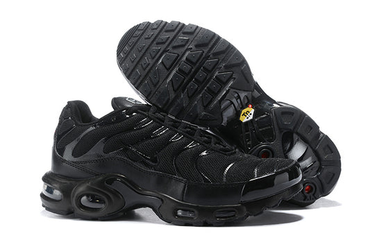 les baskets Nike TN Air Max Plus sont un témoignage de l'engagement de Nike à combiner style et innovation.
