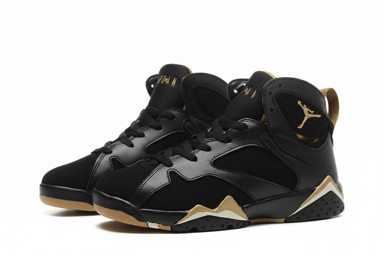 Premièrement, les baskets Air Jordan 7 Femme se distinguent par leur design iconique et leur confort exceptionnel.