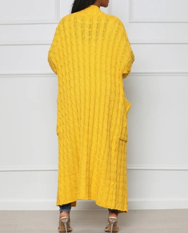 Long cable knit cardigan with pocket