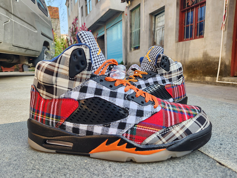 Les baskets Air Jordan 5 Femme permettent de personnaliser votre style tout en bénéficiant d’un confort supérieur.