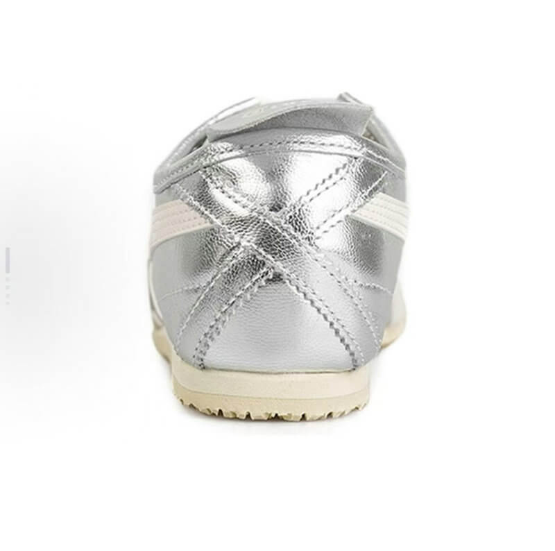Résultats de l'engagement emblématique de la marque Asics à combiner style et innovation, les sneakers Asics Femme  sont des pièces maîtresses de la mode sportive.