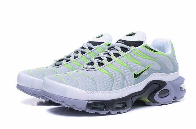 les baskets Nike TN Air Max Plus sont un témoignage de l'engagement de Nike à combiner style et innovation.