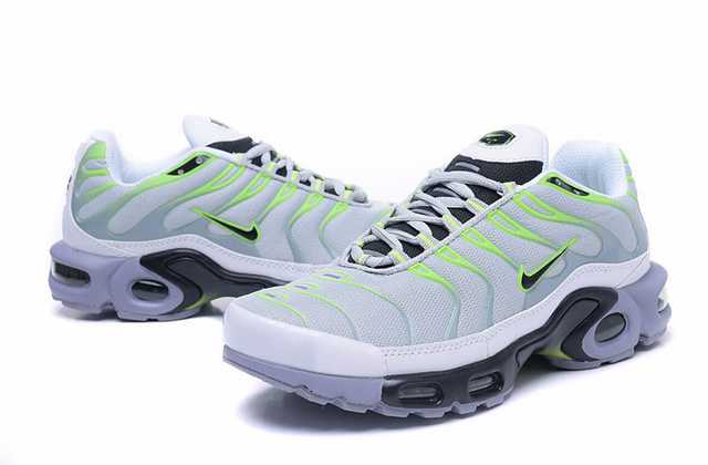 les baskets Nike TN Air Max Plus sont un témoignage de l'engagement de Nike à combiner style et innovation.
