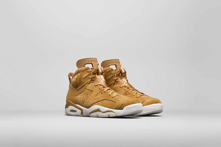 Les  baskets Air Jordan 6 Retro "Pantone" Femme permettent de personnaliser votre style tout en bénéficiant d’un confort supérieur.