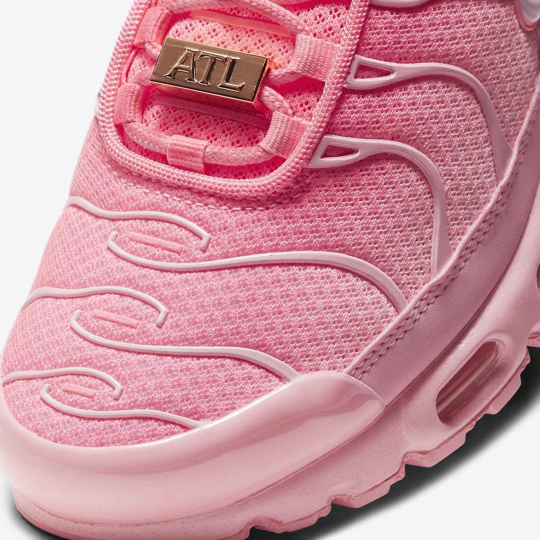 les baskets Nike TN Air Max Plus Femme sont un témoignage de l'engagement de Nike à combiner style et innovation. Exceptionnel 