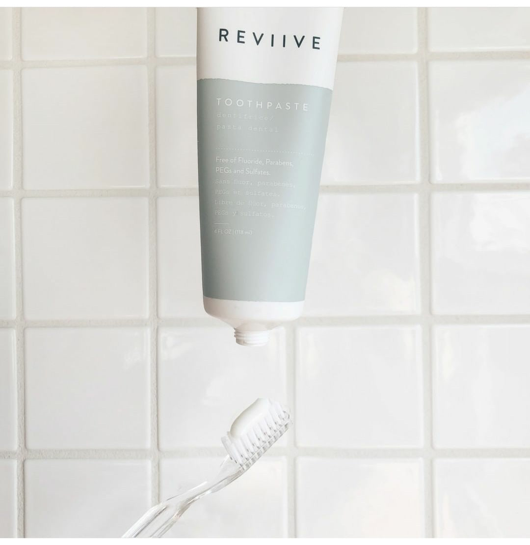 La gamme Reviive Ariix est spécialement formulée pour offrir des soins S.P.A. qui allient pureté, performance et bien-être au quotidien.