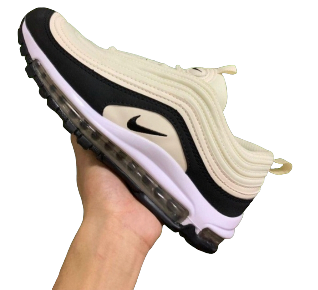 Les baskets Nike Air Max 97 sont synonymes de style emblématique et de confort absolu. Leur design ondulé distinctif.pas cher. Le moins cher. 