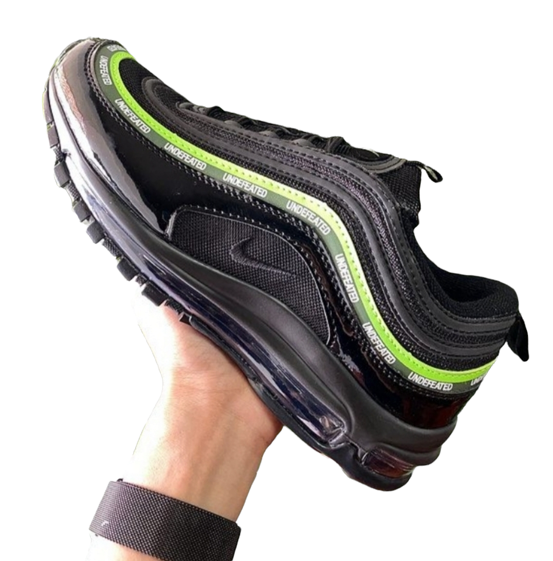 Les baskets Nike Air Max 97 sont synonymes de style emblématique et de confort absolu. Leur design ondulé distinctif.pas cher. Le moins cher. 