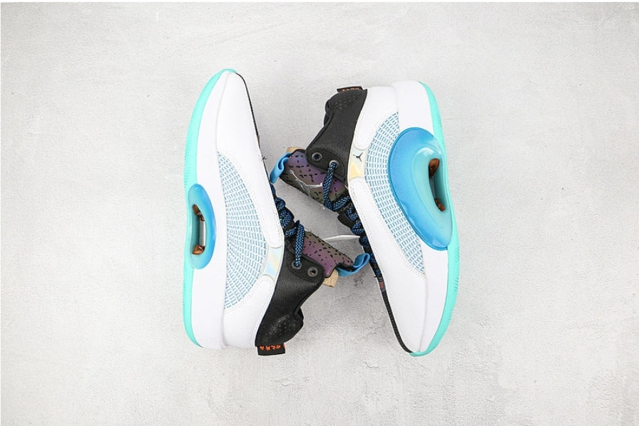 Les baskets Air Jordan 35 offrent un style emblématique et une performance exceptionnelle.

design distinctif . Pas cher. Le moins cher.