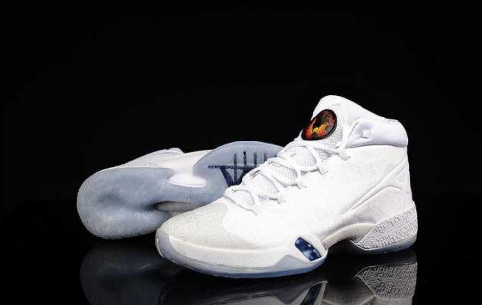 Les baskets Air Jordan 30 offrent un style emblématique et une performance exceptionnelle.

 design distinctif. pas Cher. Le moins cher.