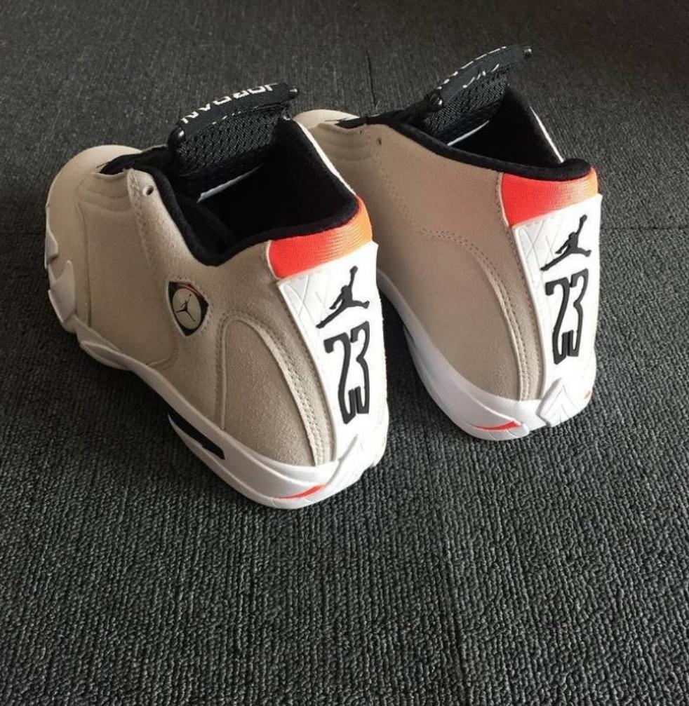 Les baskets Air Jordan 14 offrent un style emblématique et une performance exceptionnelle.

 design distinctif. Pas cher. Moins cher.