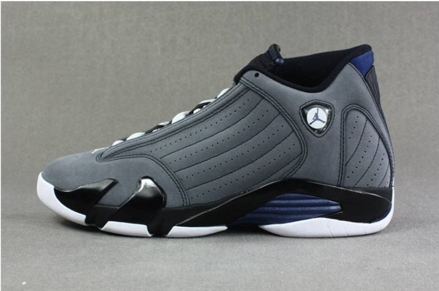 Les baskets Air Jordan 14 offrent un style emblématique et une performance exceptionnelle.

 design distinctif. Pas cher. Moins cher.