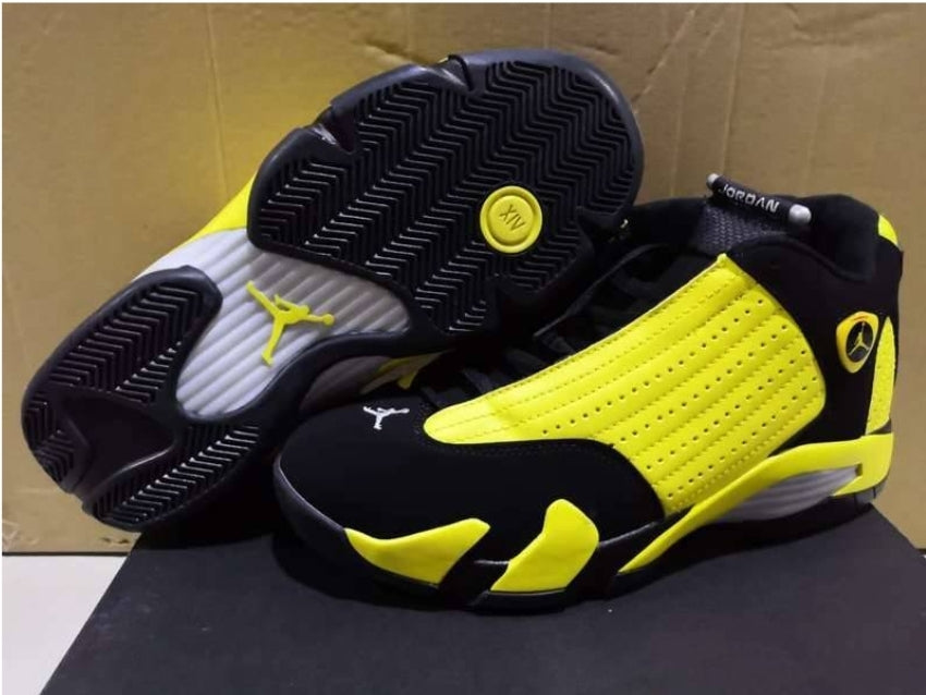 Les baskets Air Jordan 14 offrent un style emblématique et une performance exceptionnelle.

 design distinctif. Pas cher. Moins cher.