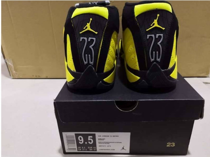 Les baskets Air Jordan 14 offrent un style emblématique et une performance exceptionnelle.

 design distinctif. Pas cher. Moins cher.