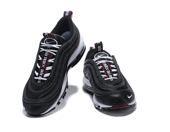 Les baskets Nike Air Max 97 sont synonymes de style emblématique et de confort absolu. Leur design ondulé distinctif.pas cher. Le moins cher. 