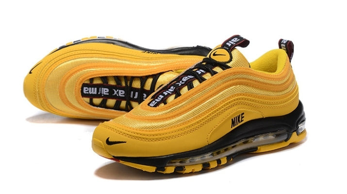 Les baskets Nike Air Max 97 sont synonymes de style emblématique et de confort absolu. Leur design ondulé distinctif.pas cher. Le moins cher. 