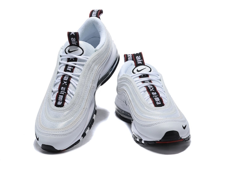 Les baskets Nike Air Max 97 sont synonymes de style emblématique et de confort absolu. Leur design ondulé distinctif.pas cher. Le moins cher. 