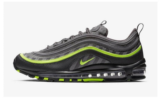 Les baskets Nike Air Max 97 sont synonymes de style emblématique et de confort absolu. Leur design ondulé distinctif.pas cher. Le moins cher. 