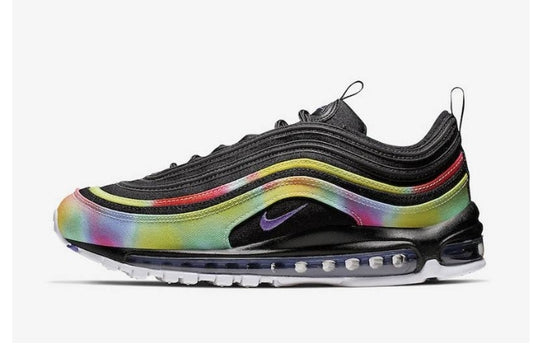 Les baskets Nike Air Max 97 sont synonymes de style emblématique et de confort absolu. Leur design ondulé distinctif.pas cher. Le moins cher. 