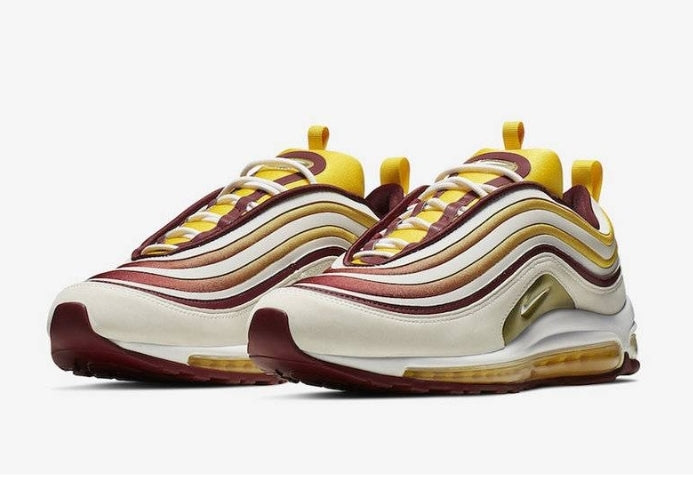 Les baskets Nike Air Max 97 sont synonymes de style emblématique et de confort absolu. Leur design ondulé distinctif.pas cher. Le moins cher. 