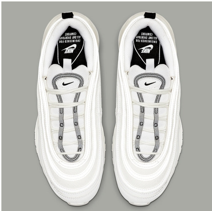 Les baskets Nike Air Max 97 sont synonymes de style emblématique et de confort absolu. Leur design ondulé distinctif.pas cher. Le moins cher. 