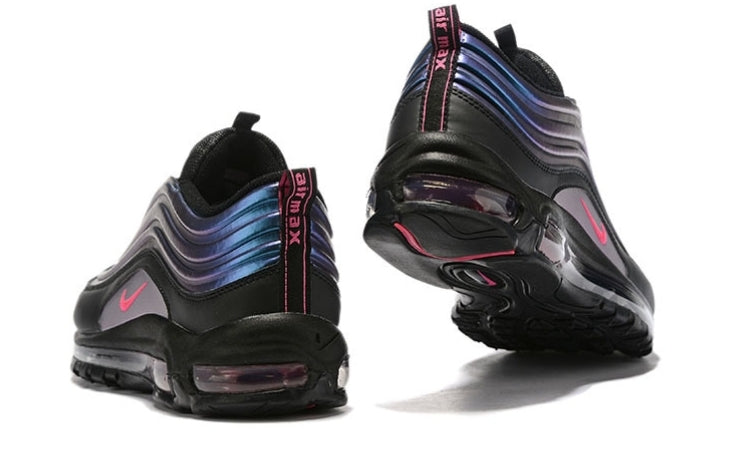Les baskets Nike Air Max 97 sont synonymes de style emblématique et de confort absolu. Leur design ondulé distinctif.pas cher. Le moins cher. 