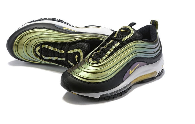 Les baskets Nike Air Max 97 sont synonymes de style emblématique et de confort absolu. Leur design ondulé distinctif.pas cher. Le moins cher. 
