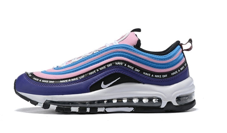 Les baskets Nike Air Max 97 sont synonymes de style emblématique et de confort absolu. Leur design ondulé distinctif.pas cher. Le moins cher. 