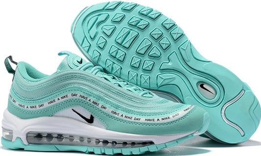 Les baskets Nike Air Max 97 sont synonymes de style emblématique et de confort absolu. Leur design ondulé distinctif.pas cher. Le moins cher. 