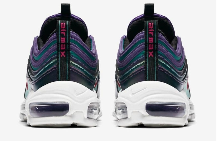 Les baskets Nike Air Max 97 sont synonymes de style emblématique et de confort absolu. Leur design ondulé distinctif.pas cher. Le moins cher. 