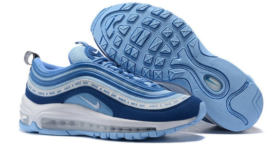 Les baskets Nike Air Max 97 sont synonymes de style emblématique et de confort absolu. Leur design ondulé distinctif.pas cher. Le moins cher. 