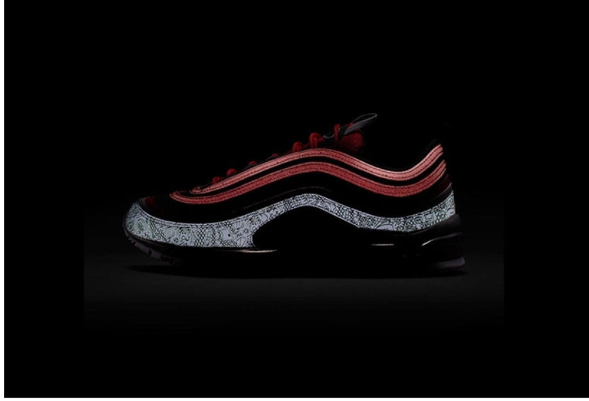 Les baskets Nike Air Max 97 sont synonymes de style emblématique et de confort absolu. Leur design ondulé distinctif.pas cher. Le moins cher. 