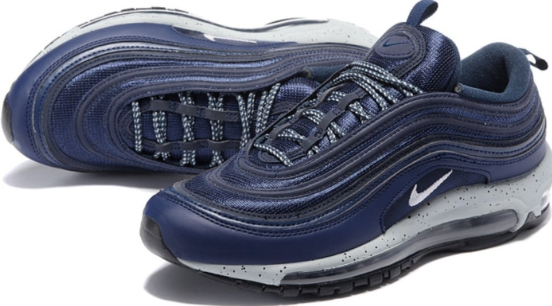 Les baskets Nike Air Max 97 sont synonymes de style emblématique et de confort absolu. Leur design ondulé distinctif.pas cher. Le moins cher. 
