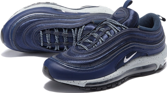 Les baskets Nike Air Max 97 sont synonymes de style emblématique et de confort absolu. Leur design ondulé distinctif.pas cher. Le moins cher. 