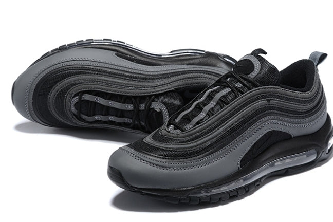 Les baskets Nike Air Max 97 sont synonymes de style emblématique et de confort absolu. Leur design ondulé distinctif.pas cher. Le moins cher. 