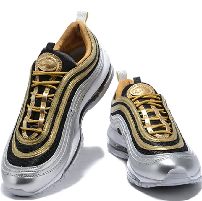 Les baskets Nike Air Max 97 sont synonymes de style emblématique et de confort absolu. Leur design ondulé distinctif.pas cher. Le moins cher. 