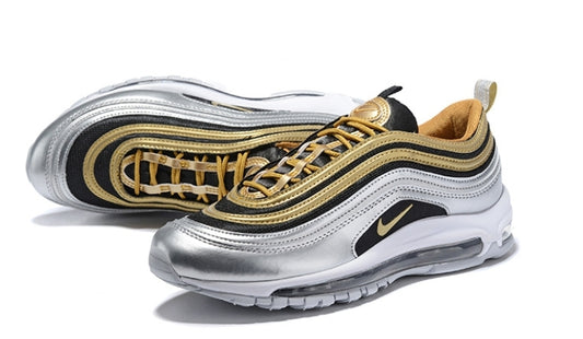 Les baskets Nike Air Max 97 sont synonymes de style emblématique et de confort absolu. Leur design ondulé distinctif.pas cher. Le moins cher. 